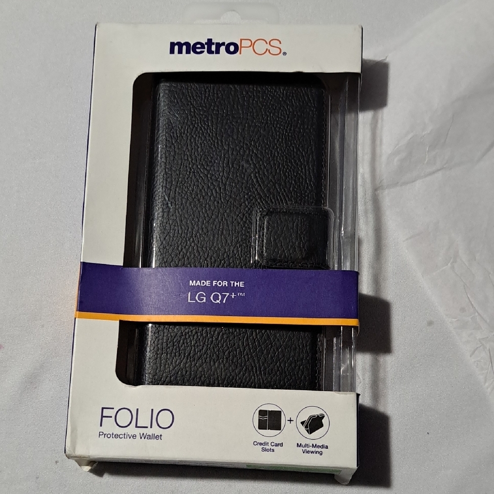 Black Folio Protective Wallet for LG Q7+